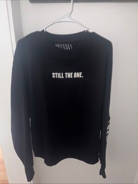 Shania Twain "Still The One" Black Graphic Sweatshirt